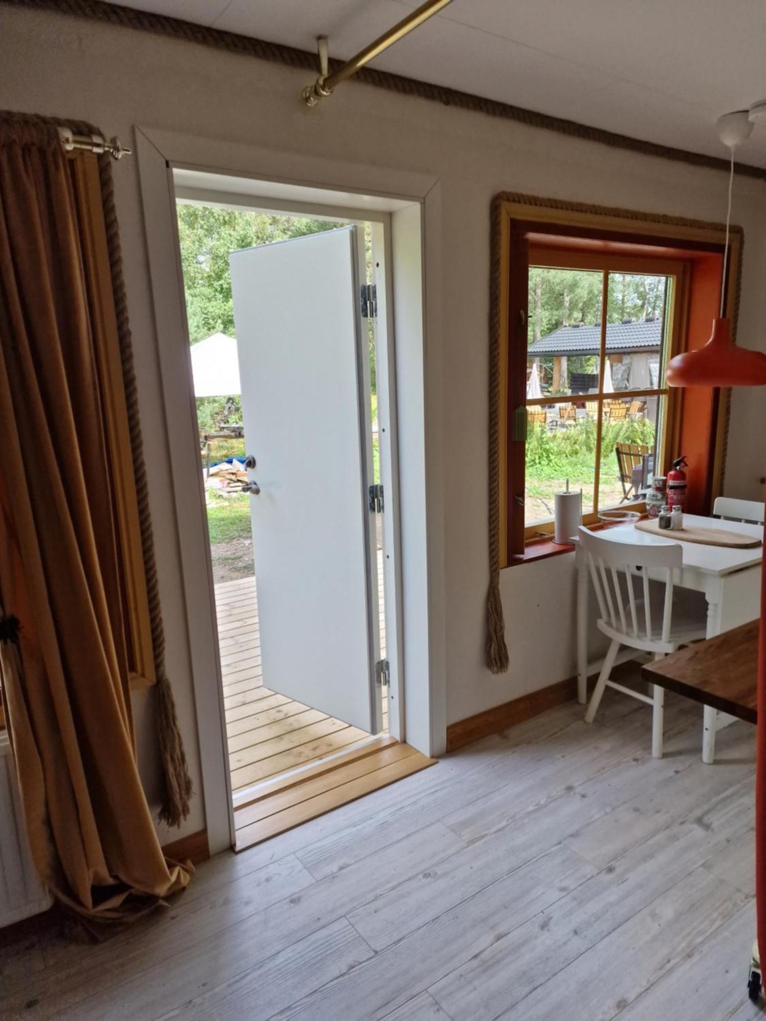 Woodstock B & B Studios Bålsta Eksteriør bilde